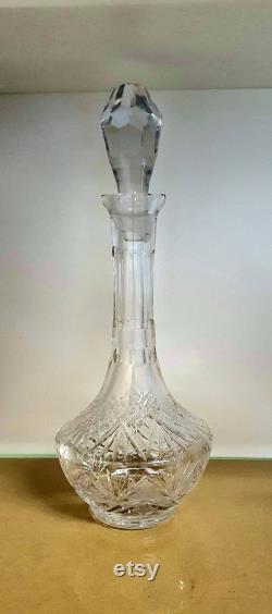 Beautiful, high-quality whiskey decanter, Bohemia crystal (lead crystal), hand-cut