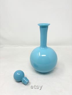 Bouteille bleu en opaline de Portieux