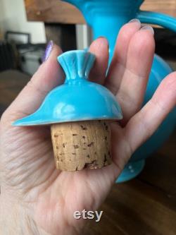 Fiesta Vintage 1930s 40s Era Carafe in Original Turquoise with Cork Stopper Lid Rare Beautiful Excellent Vintage Fiesta Collectible Piece