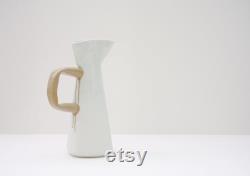 Free shipping Porcelain 1 liter jug with stoneware handle Ceramic jug Tabletop Statement