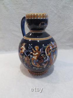 Gien's faience cider pitcher (Gien cachet 1971) Renaissance décor on a blue background (Gien pottery cider pitcher)