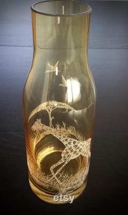Hand Engraved Water Carafe Giraffe, Etched Giraffe Carafe, African Animals Etched, Housewarming Gifts Personalized, Etched Crystal Gifts