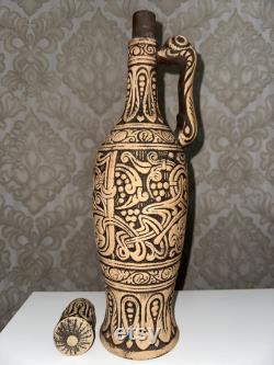 Handmade Terracotta Carafe 2L