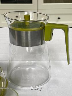 PYREX Avocado Green Roly Poly Drinkups Snap Coffee Cups and PYREX Carafe withLid RARE