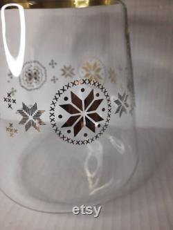 Pyrex coffee carafe, snowflake pattern carafe, cross stitch design pyrex, Christmas gift for best friend, Pyrex collector gift, MCM carafe