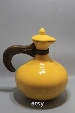Red Wing George Rumrill Yellow Coffee Carafe No. 565, 1930s