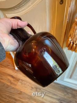 Vintage BROWN GLASS CARAFE With Large Pontil 8 3 4 Tall 5 1 2 Wide