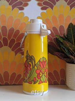 Vintage Cafe Yellow 1970s Coffee Carafe Peacock Vacuum Bottle Co. Kujaku 2.5L Hot and Cold Pump Airpot Thermos Retro Kitchen Style