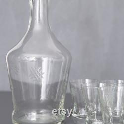 Vintage Etched Glass Carafe and 6 Schnapps Glasses, Decanter Set For Strong Liquor, 1960s Vintage Barware, Bar Cart Essentials