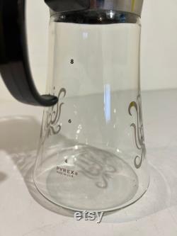 Vintage Pyrex 8 Cup Glass Coffee Pot Carafe MCM Scroll withlid, Made in USA