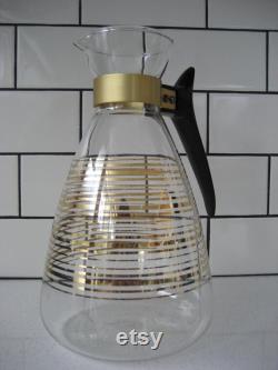 Vintage Pyrex Glass Coffee carafe Perfect for a Terrarium Atomic age Retro Diner metal collar plastic handle