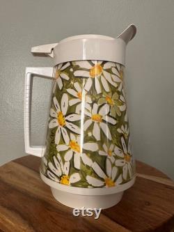 Vintage West Bend Thermo-Serv Pitcher Daisies Olive White Yellow