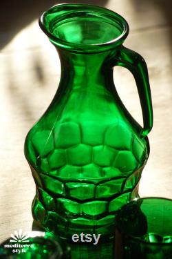 Vintage emerald green carafe and glass set from 1970s Italy, original box, excellent condition, Bormioli carafe set